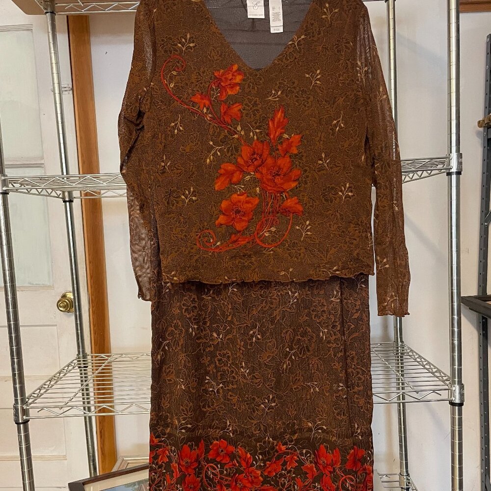 Beautiful 2-piece dress set